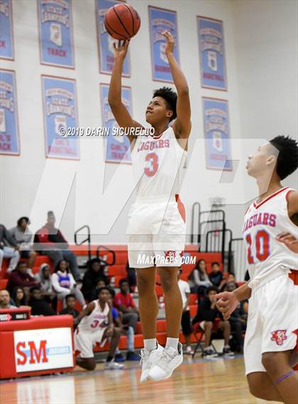 Thumbnail 1 in Skyline vs South Mountain (PUHSD Coyote Classic Tournament) photogallery.
