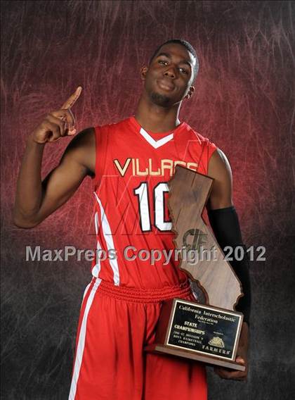 Thumbnail 2 in Village Christian (CIF State D5 Award Photos) photogallery.