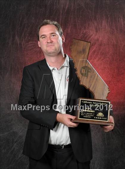 Thumbnail 1 in Village Christian (CIF State D5 Award Photos) photogallery.