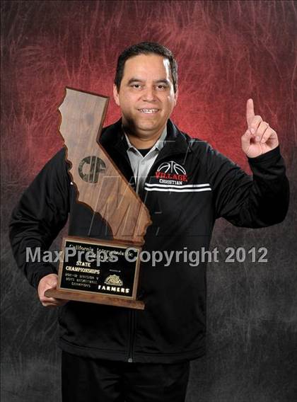 Thumbnail 3 in Village Christian (CIF State D5 Award Photos) photogallery.