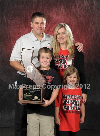 Thumbnail 1 in Village Christian (CIF State D5 Award Photos) photogallery.