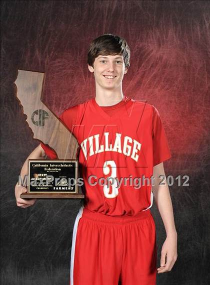 Thumbnail 3 in Village Christian (CIF State D5 Award Photos) photogallery.