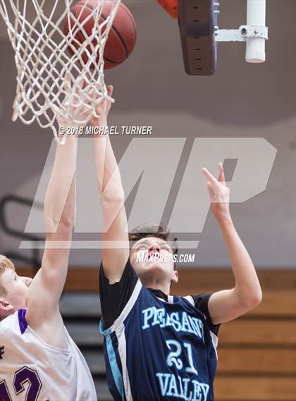 Thumbnail 1 in Pleasant Valley @ Shasta photogallery.