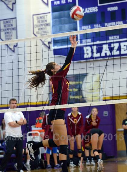 Thumbnail 3 in Torrey Pines vs. Kamehameha (Durango Fall Classic) photogallery.