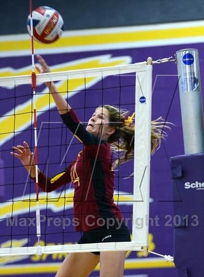 Thumbnail 2 in Torrey Pines vs. Kamehameha (Durango Fall Classic) photogallery.