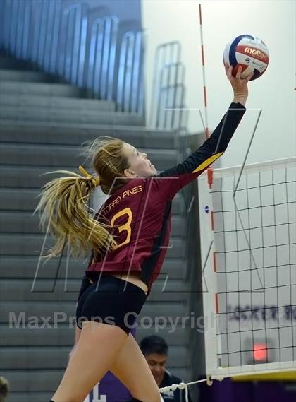 Thumbnail 1 in Torrey Pines vs. Kamehameha (Durango Fall Classic) photogallery.