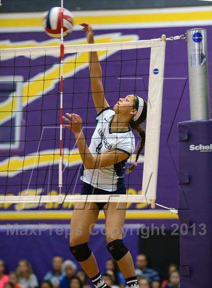 Thumbnail 2 in Torrey Pines vs. Kamehameha (Durango Fall Classic) photogallery.