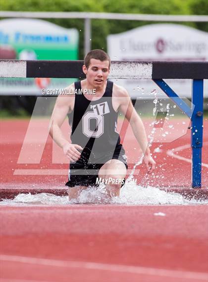 Thumbnail 1 in Kingston Tiger Relays (Boys Varsity Steeplechase) photogallery.