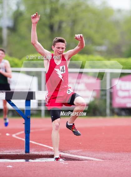 Thumbnail 2 in Kingston Tiger Relays (Boys Varsity Steeplechase) photogallery.