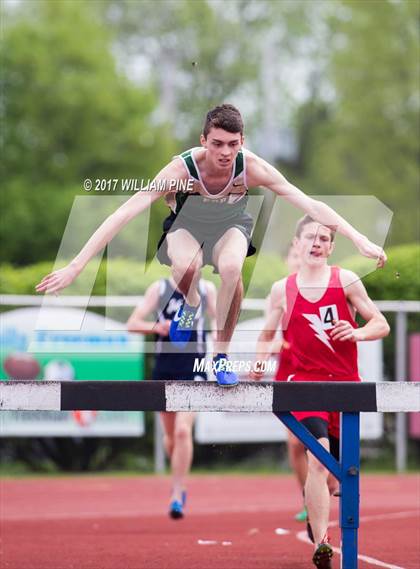 Thumbnail 1 in Kingston Tiger Relays (Boys Varsity Steeplechase) photogallery.