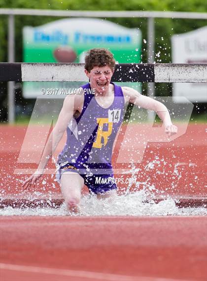 Thumbnail 2 in Kingston Tiger Relays (Boys Varsity Steeplechase) photogallery.