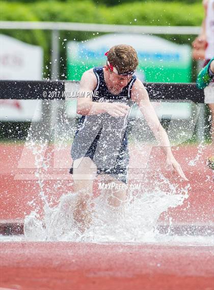 Thumbnail 3 in Kingston Tiger Relays (Boys Varsity Steeplechase) photogallery.