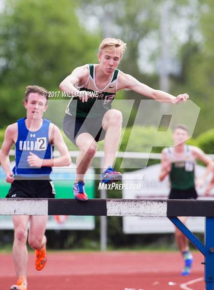 Thumbnail 1 in Kingston Tiger Relays (Boys Varsity Steeplechase) photogallery.