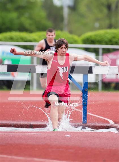 Thumbnail 3 in Kingston Tiger Relays (Boys Varsity Steeplechase) photogallery.
