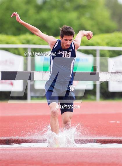 Thumbnail 3 in Kingston Tiger Relays (Boys Varsity Steeplechase) photogallery.