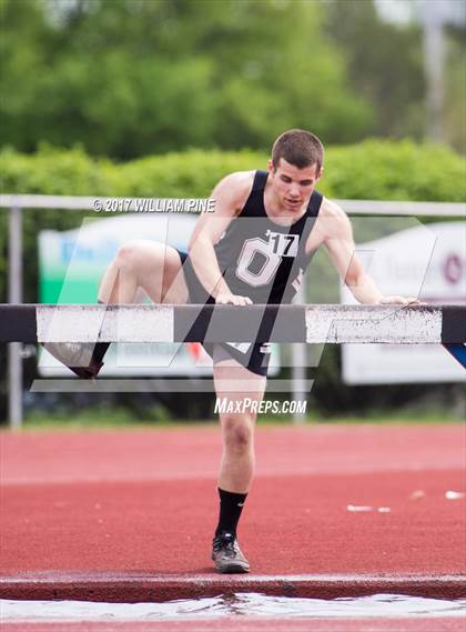 Thumbnail 3 in Kingston Tiger Relays (Boys Varsity Steeplechase) photogallery.