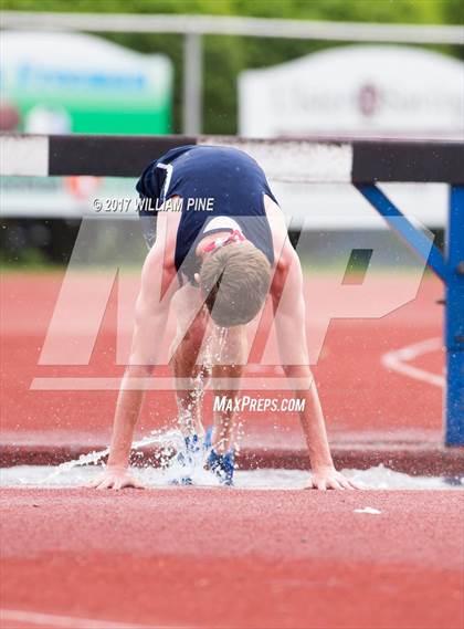Thumbnail 2 in Kingston Tiger Relays (Boys Varsity Steeplechase) photogallery.