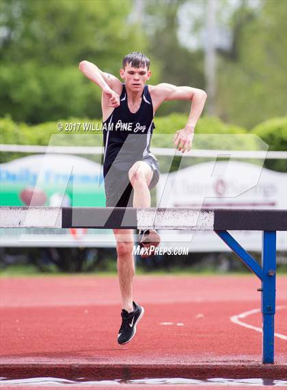 Thumbnail 3 in Kingston Tiger Relays (Boys Varsity Steeplechase) photogallery.