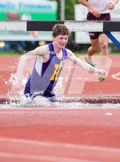 Thumbnail 3 in Kingston Tiger Relays (Boys Varsity Steeplechase) photogallery.