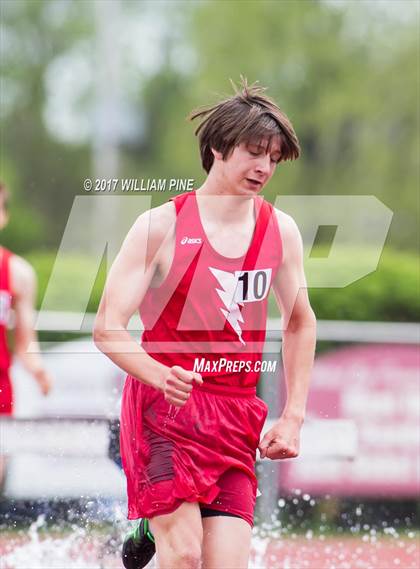 Thumbnail 2 in Kingston Tiger Relays (Boys Varsity Steeplechase) photogallery.