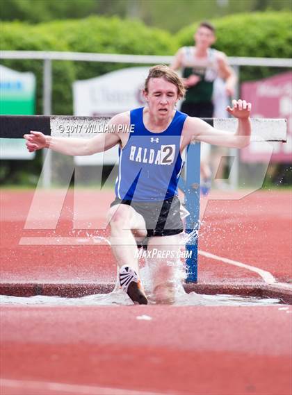 Thumbnail 1 in Kingston Tiger Relays (Boys Varsity Steeplechase) photogallery.