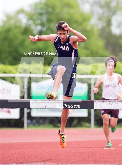 Thumbnail 3 in Kingston Tiger Relays (Boys Varsity Steeplechase) photogallery.