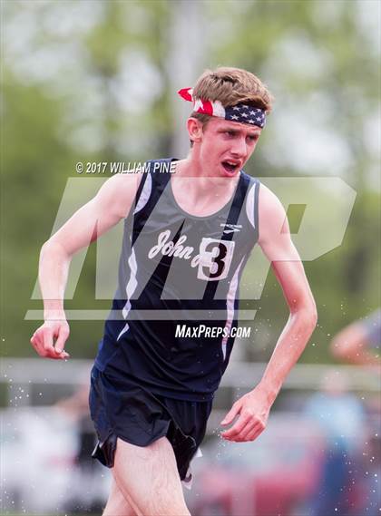 Thumbnail 1 in Kingston Tiger Relays (Boys Varsity Steeplechase) photogallery.