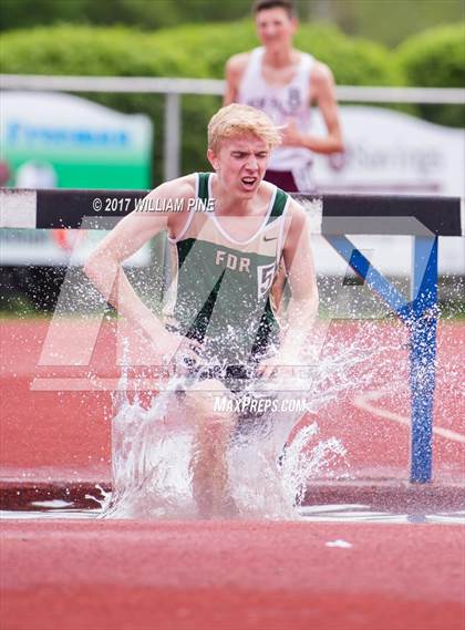 Thumbnail 1 in Kingston Tiger Relays (Boys Varsity Steeplechase) photogallery.
