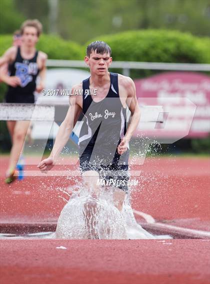 Thumbnail 2 in Kingston Tiger Relays (Boys Varsity Steeplechase) photogallery.