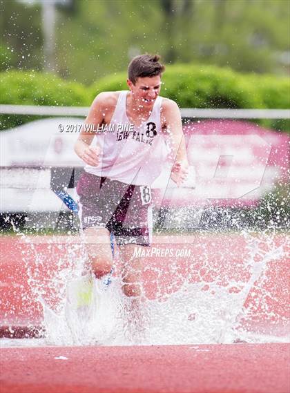 Thumbnail 1 in Kingston Tiger Relays (Boys Varsity Steeplechase) photogallery.