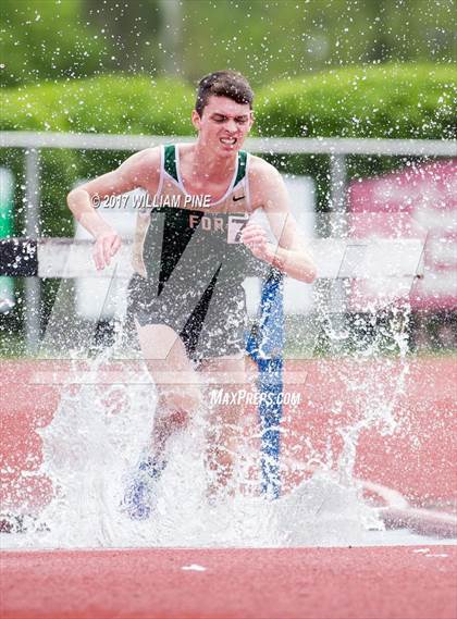 Thumbnail 1 in Kingston Tiger Relays (Boys Varsity Steeplechase) photogallery.