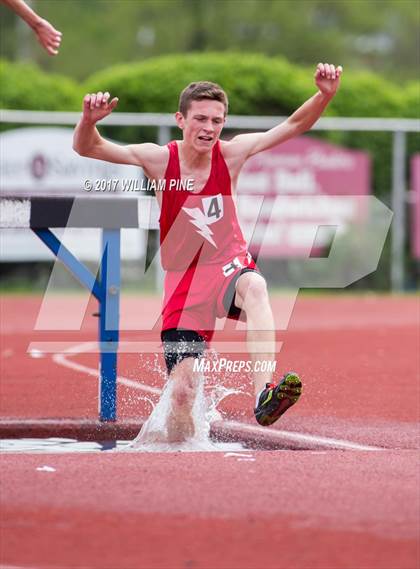 Thumbnail 3 in Kingston Tiger Relays (Boys Varsity Steeplechase) photogallery.
