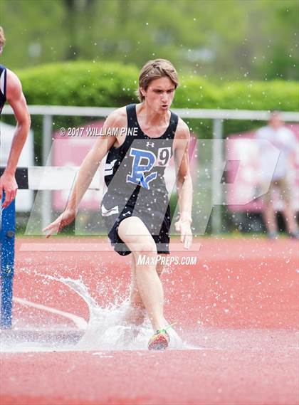 Thumbnail 1 in Kingston Tiger Relays (Boys Varsity Steeplechase) photogallery.