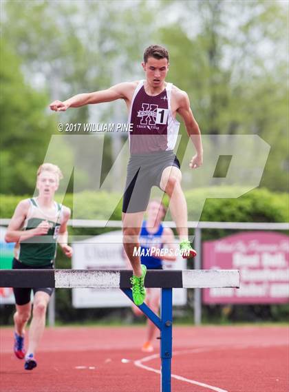 Thumbnail 3 in Kingston Tiger Relays (Boys Varsity Steeplechase) photogallery.