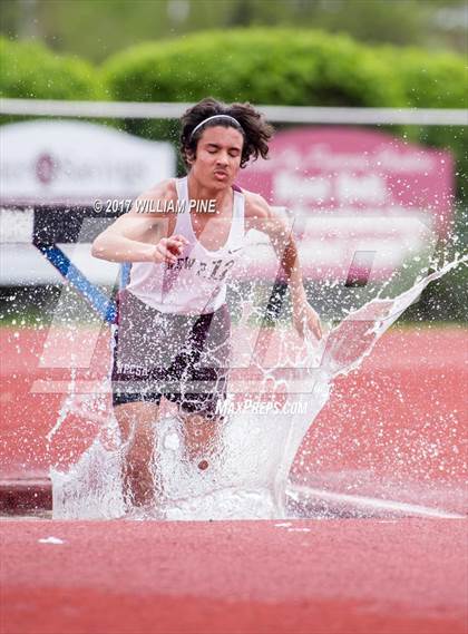 Thumbnail 1 in Kingston Tiger Relays (Boys Varsity Steeplechase) photogallery.