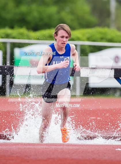 Thumbnail 1 in Kingston Tiger Relays (Boys Varsity Steeplechase) photogallery.