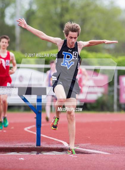 Thumbnail 3 in Kingston Tiger Relays (Boys Varsity Steeplechase) photogallery.