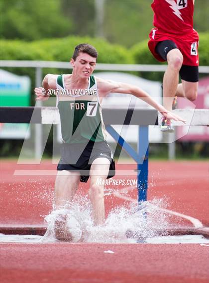 Thumbnail 2 in Kingston Tiger Relays (Boys Varsity Steeplechase) photogallery.