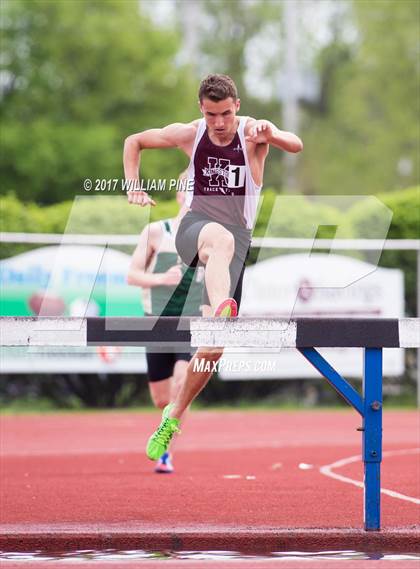Thumbnail 3 in Kingston Tiger Relays (Boys Varsity Steeplechase) photogallery.