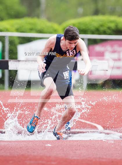 Thumbnail 1 in Kingston Tiger Relays (Boys Varsity Steeplechase) photogallery.