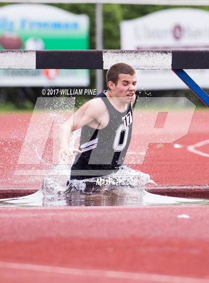 Thumbnail 3 in Kingston Tiger Relays (Boys Varsity Steeplechase) photogallery.