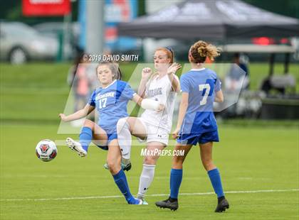 Thumbnail 3 in Lone Jack vs. Duchesne (MSHSAA Class 1 Semifinal) photogallery.