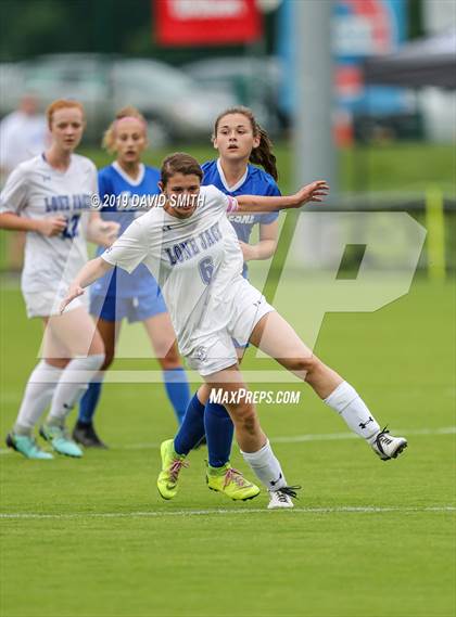 Thumbnail 3 in Lone Jack vs. Duchesne (MSHSAA Class 1 Semifinal) photogallery.