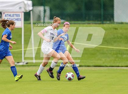 Thumbnail 1 in Lone Jack vs. Duchesne (MSHSAA Class 1 Semifinal) photogallery.