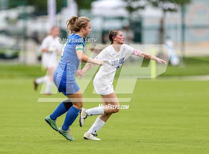 Thumbnail 3 in Lone Jack vs. Duchesne (MSHSAA Class 1 Semifinal) photogallery.