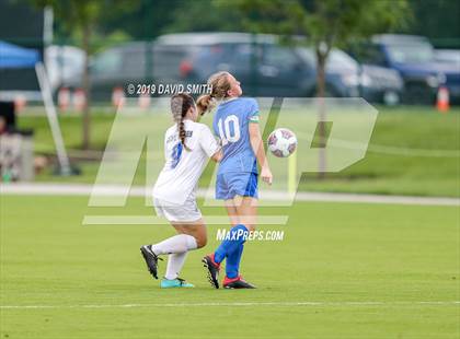 Thumbnail 3 in Lone Jack vs. Duchesne (MSHSAA Class 1 Semifinal) photogallery.