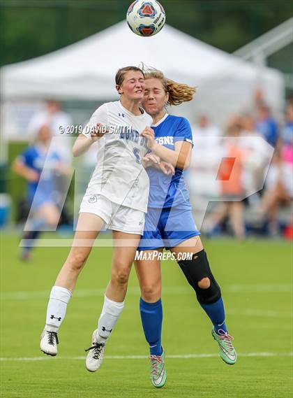 Thumbnail 2 in Lone Jack vs. Duchesne (MSHSAA Class 1 Semifinal) photogallery.