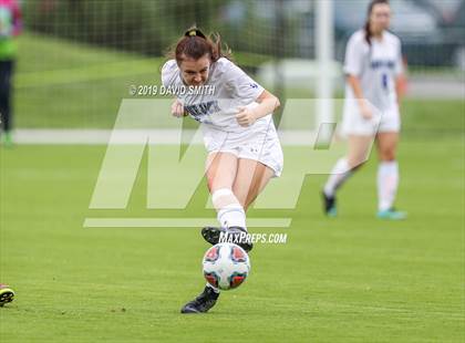 Thumbnail 2 in Lone Jack vs. Duchesne (MSHSAA Class 1 Semifinal) photogallery.