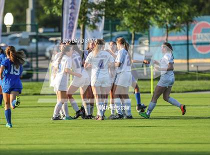 Thumbnail 2 in Lone Jack vs. Duchesne (MSHSAA Class 1 Semifinal) photogallery.