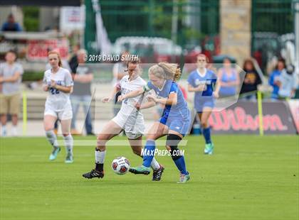 Thumbnail 3 in Lone Jack vs. Duchesne (MSHSAA Class 1 Semifinal) photogallery.